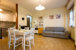 ALTIDO Lovely Flat for 4 with Balcony and Free Parking